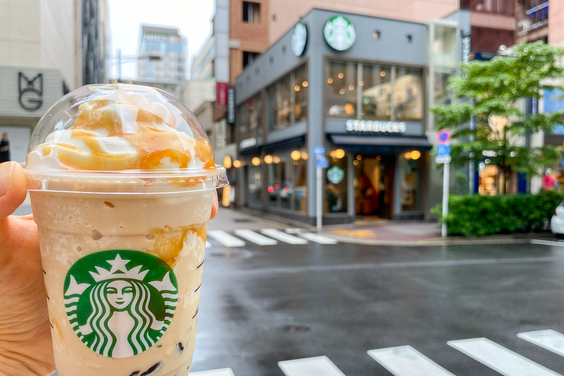 スターバックス日本1号店で地元フラペチーノを飲んでみた 47jimoto フラペチーノ 東京 オリジン コーヒー ジェリー キャラメル フラペチーノ グルメ Watch