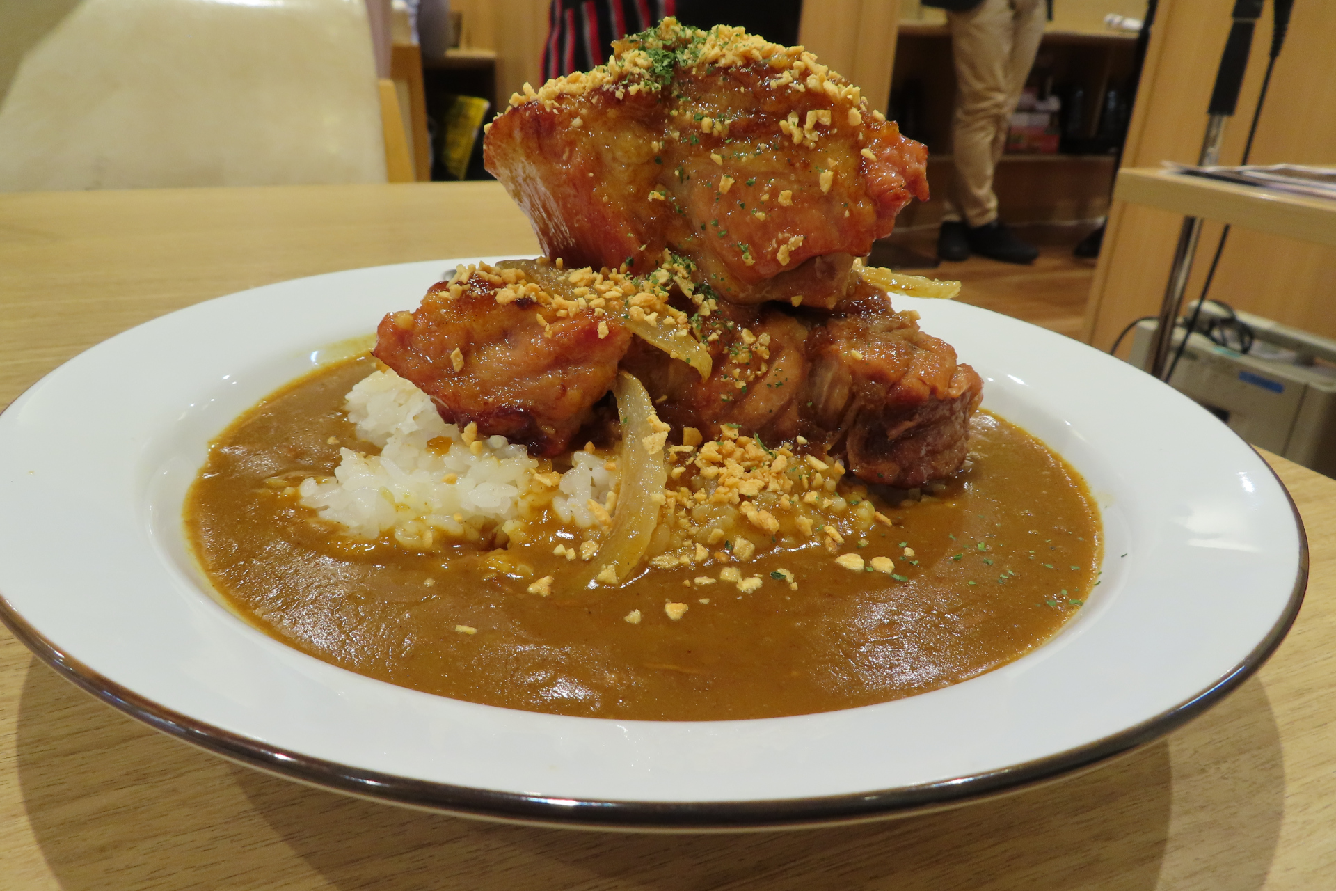 激レア・非売品】ルパン三世×CoCo壱番屋 金塊型カレープレート 300名