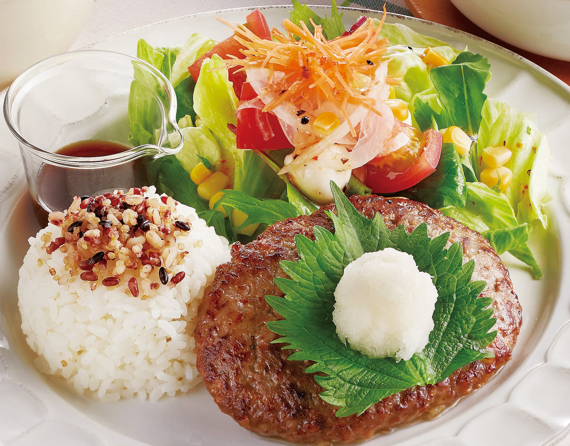 ジョイフル、夏の疲れたからだにやさしい「キヌアとサラダのバランス