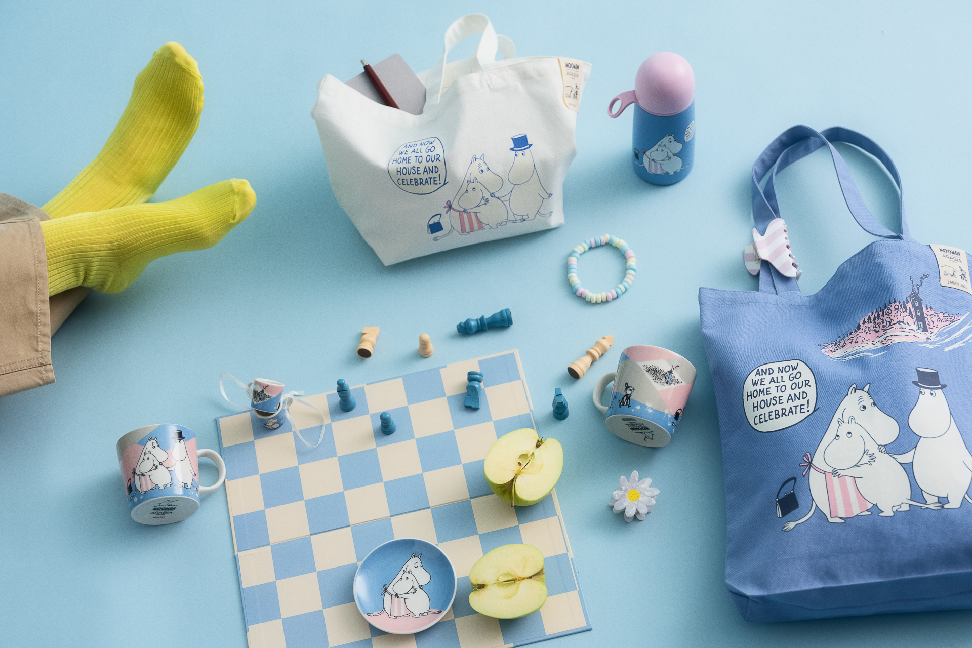 抱き合う「ムーミン」が愛しい、ランチトート/エコバッグ/マグカップ 