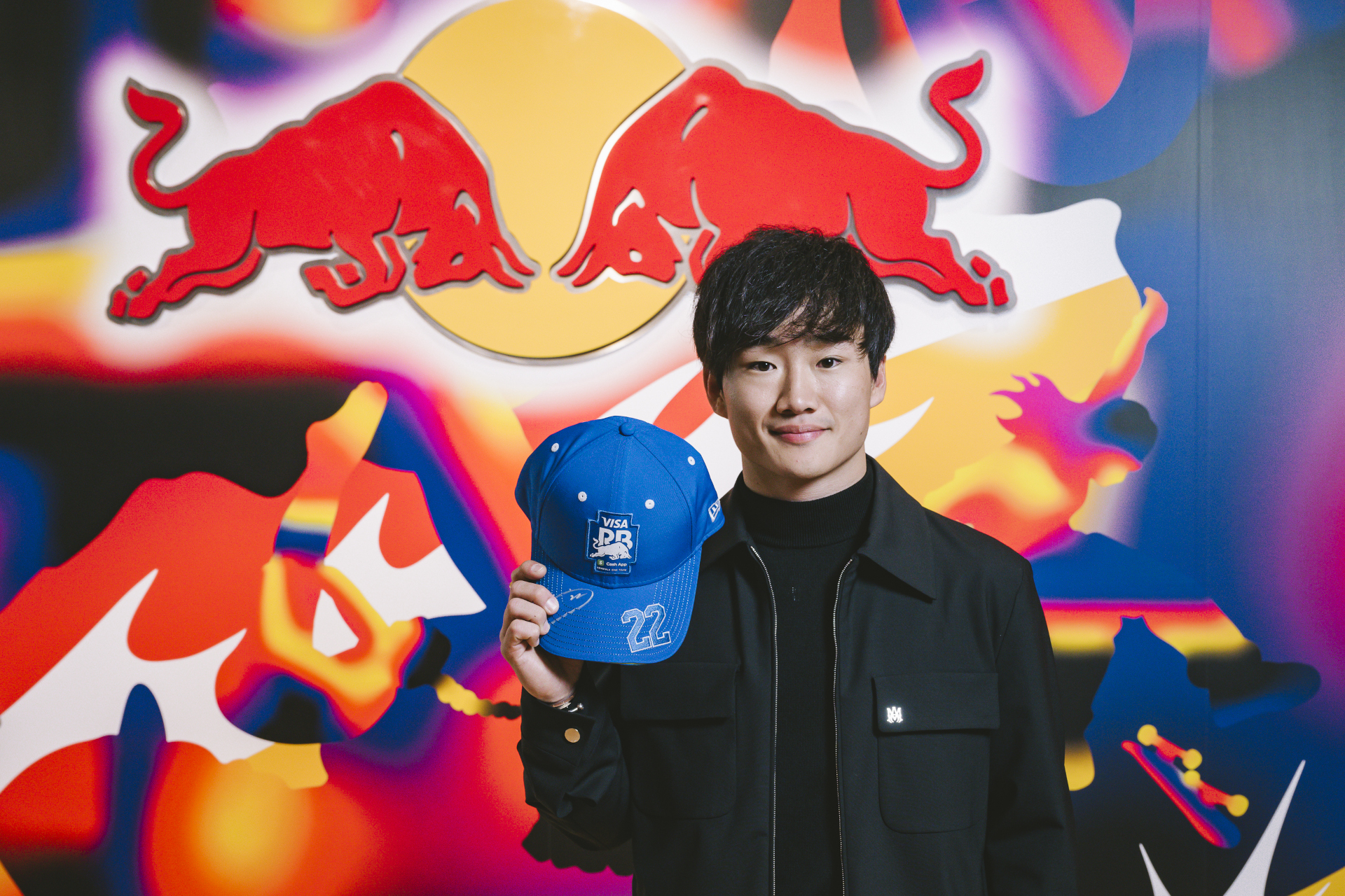 レッドブル × 角田裕毅 スペシャルセット」、ローソンアプリ限定で販売