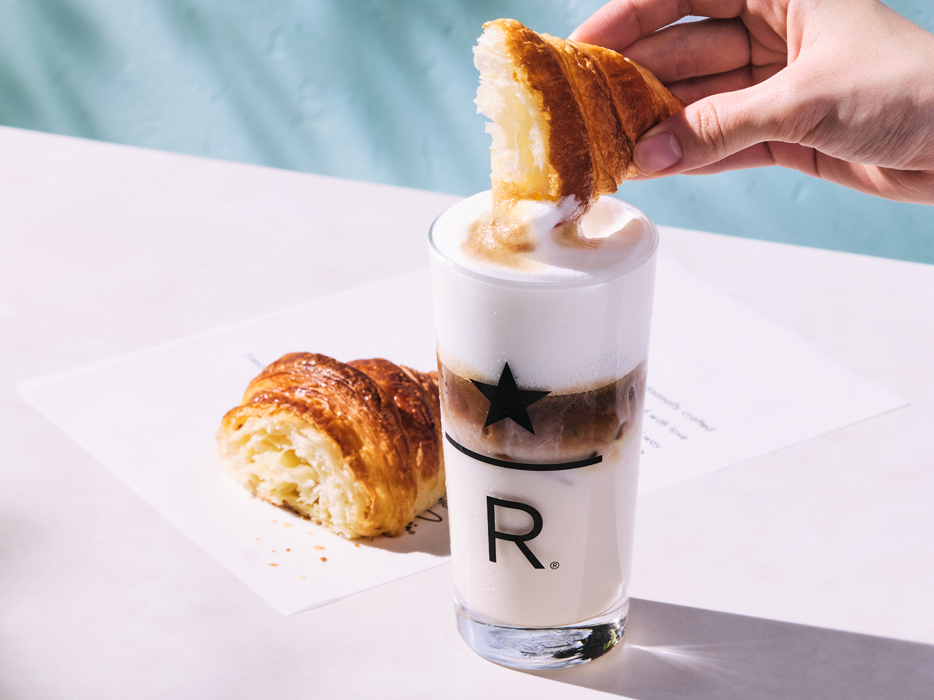 スターバックス「リザーブ カフェ」限定で夏にピッタリの「コールド