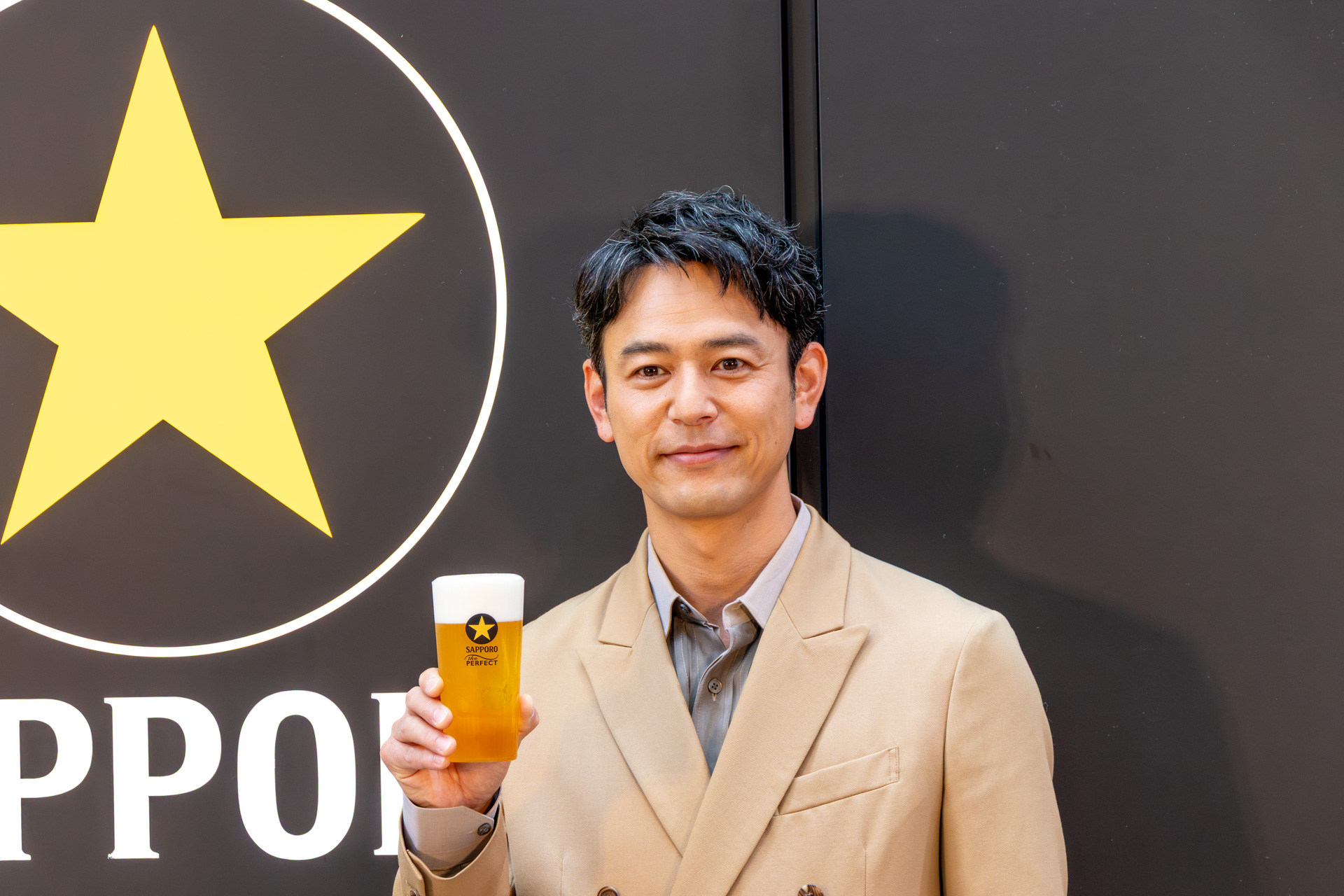 サッポロ、パーフェクトな黒ラベルが飲めるワゴンイベントを開始。初日 